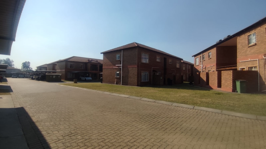 3 Bedroom Property for Sale in Waterval East North West